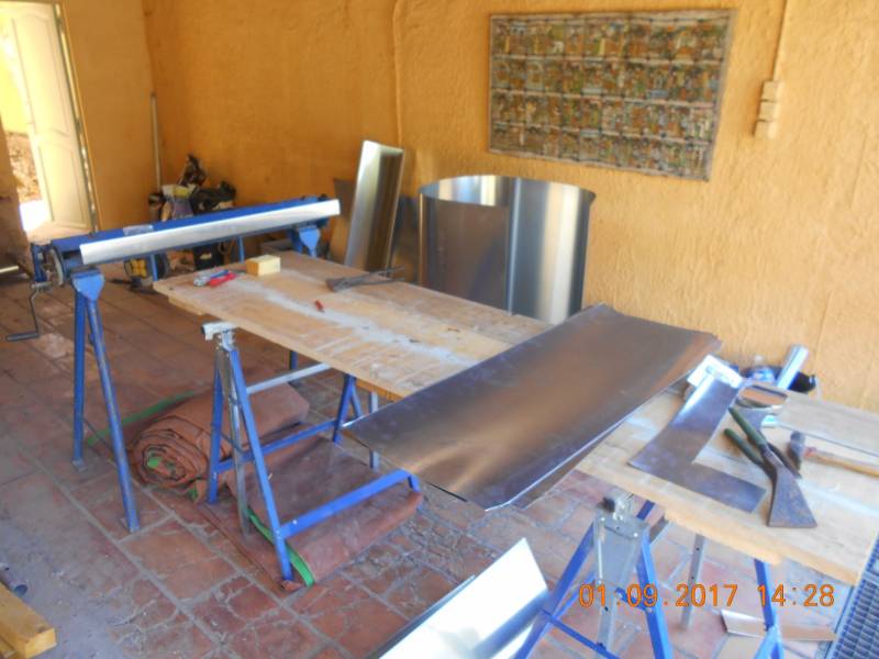 Plieuse à zinc de chantier 1ml pour nos travaux de zinguerie dans la région Salon de Provence et Aix en Provence et Bouches du Rhône (13) 