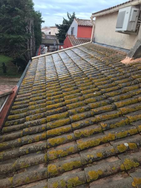 Nettoyage de votre toiture dans toute les Bouches du Rhône
