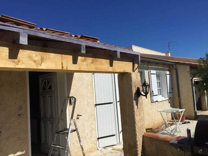 artisan charpentier à Lançon de Provence (13680)