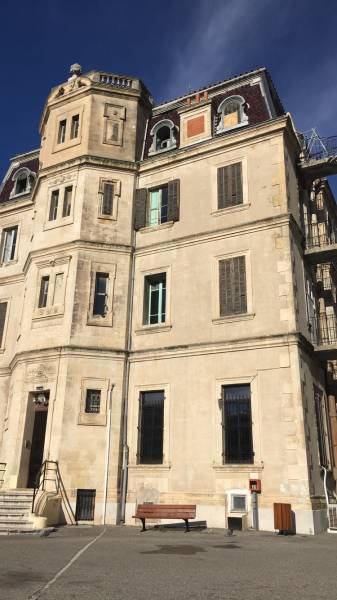 Rénovation, réparation et étanchéité de toiture d'un château à Marseille 9ème arrondissement